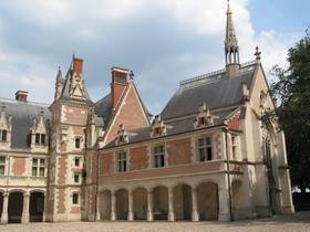 Chapelle St-Calais - les extérieurs (Y. Boukef)